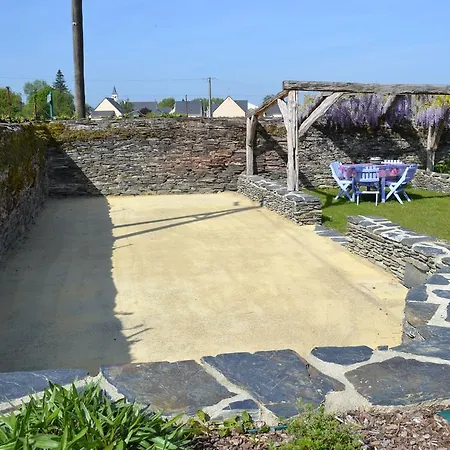 Holiday home Dagueloire *